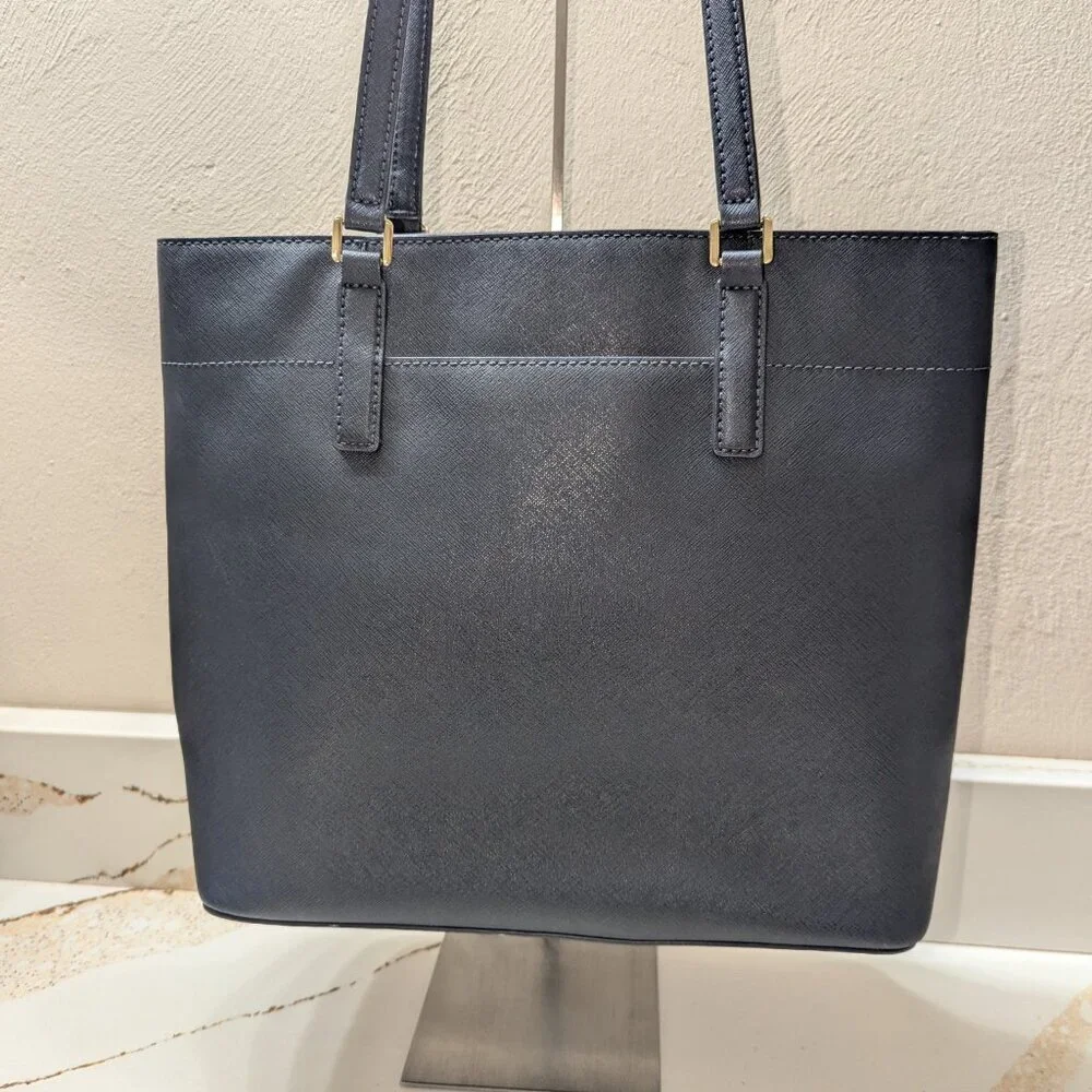 Michael Kors Navy Tote. Official Michael Kors in EUC.